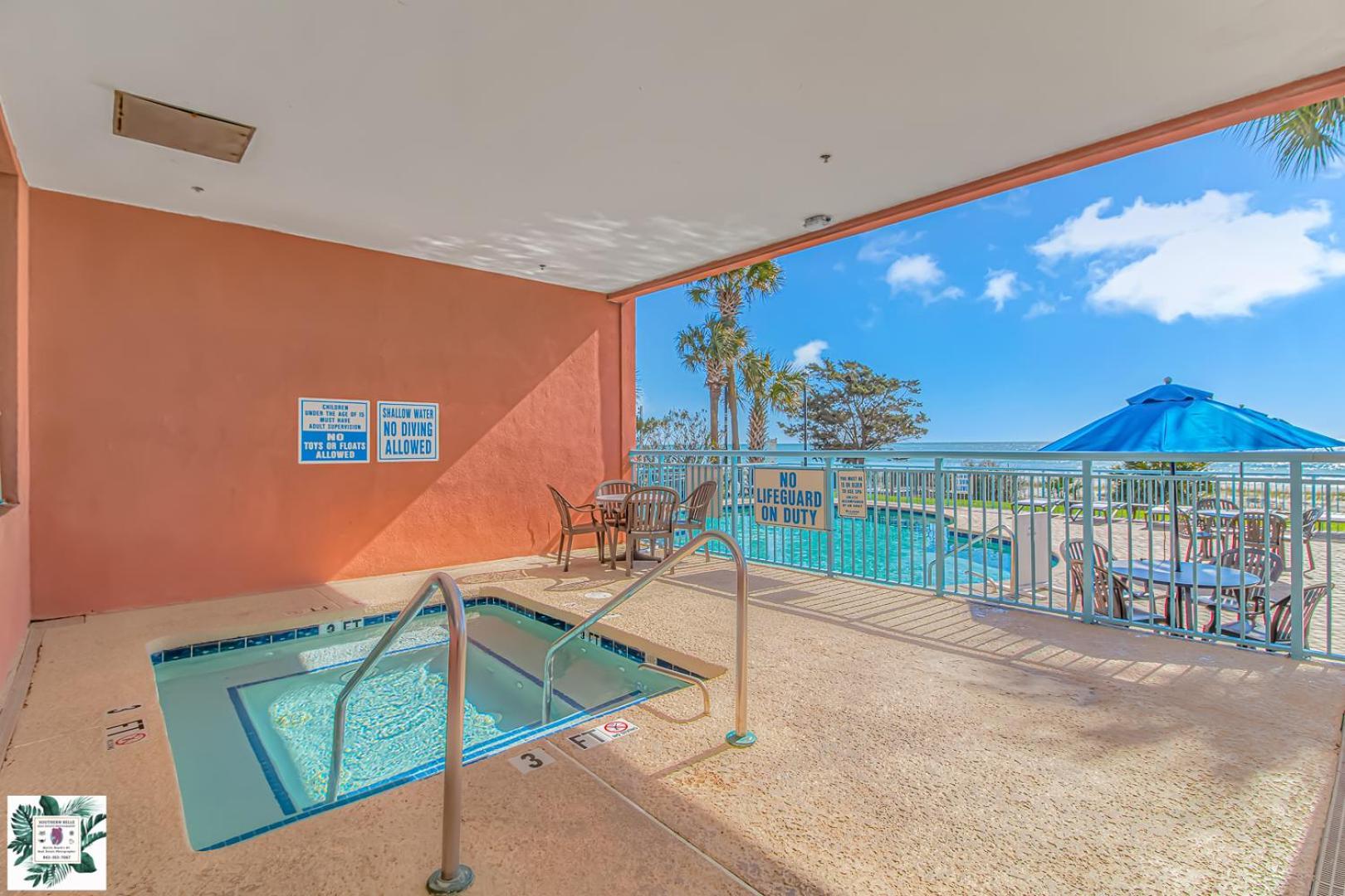 Immaculate! Beautifully Renovated Oceanfront 1 Bedroom Suite - Sleeps 6! - Roxanne Towers Unit 804 マートルビーチ エクステリア 写真