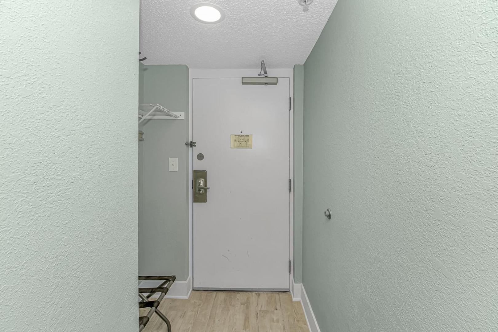 Immaculate! Beautifully Renovated Oceanfront 1 Bedroom Suite - Sleeps 6! - Roxanne Towers Unit 804 マートルビーチ エクステリア 写真